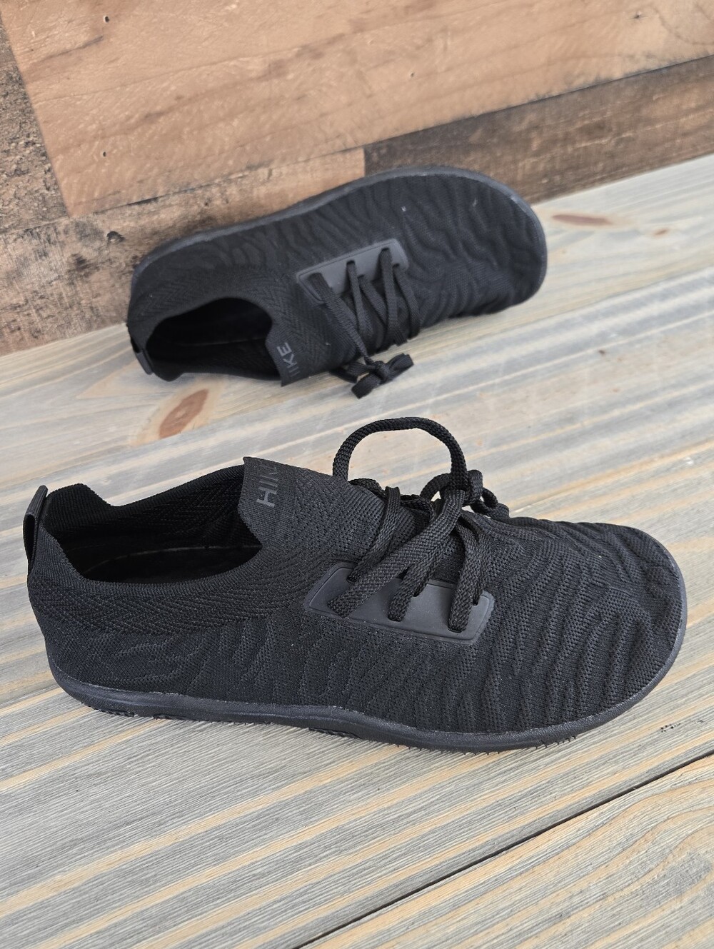 Hike Footwear Comforto Max Black Barefoot Sneakers Women's 9.5 Men's 7.5 EU 40